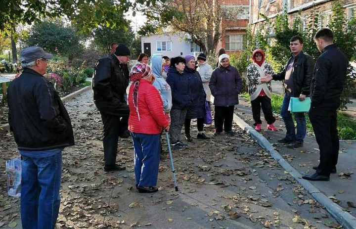 Совещание с жителями многоквартирных домов